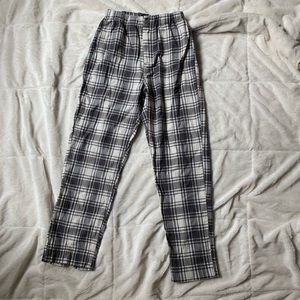 patterned Brandy Melville pants 🤩